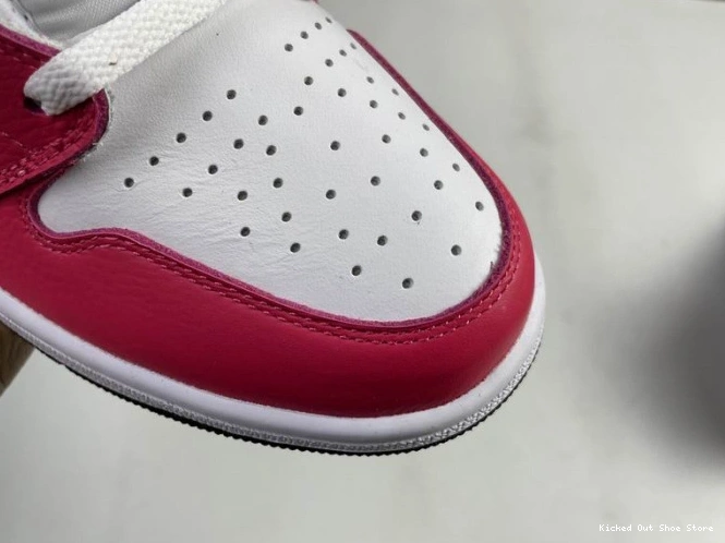 Kicked Out Shoe Store Jordan OGLight Air Red 555088-603 High Fusion 1 0714
